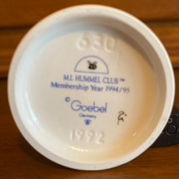 COPY 1 - 🤎TM7 ‘For Keeps’ Hummel Goebel #630 - Picture 5 of 6